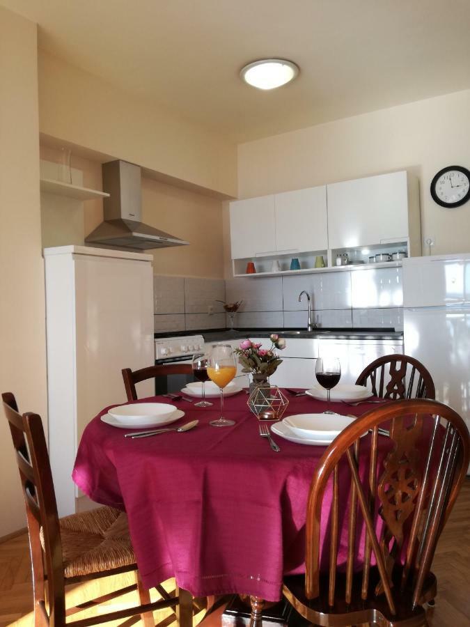 Apartman Una ツリクヴェニツァ エクステリア 写真